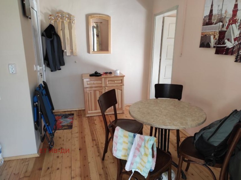 De inchiriat  Casa regiunea Sofia , Pcielin , 50 mp | 67750126