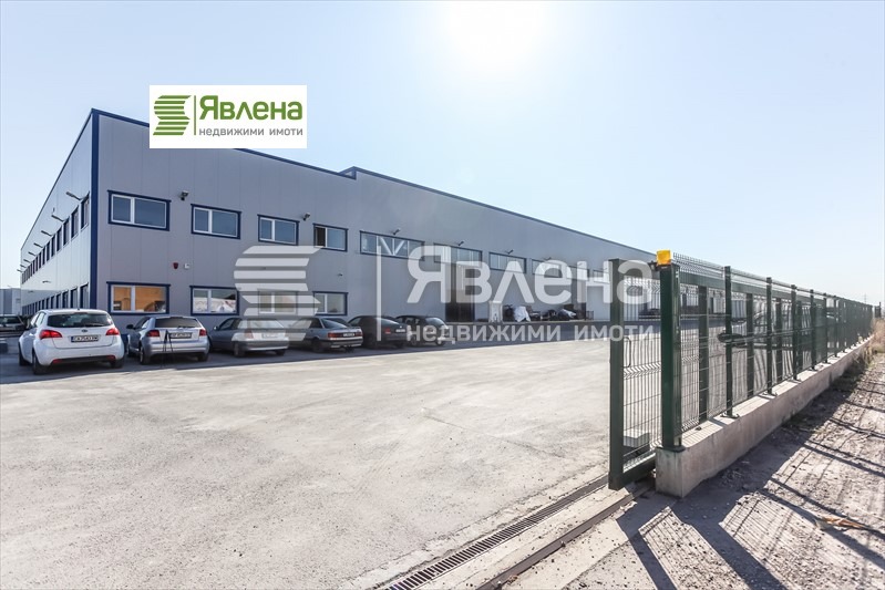 В оренду  Зберігання София , Требич , 1000 кв.м | 61533426