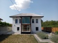 Дава под наем КЪЩА, с. Ресен, област Велико Търново, снимка 1