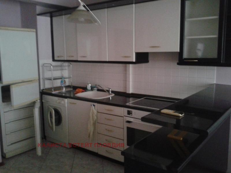 For Rent  2 bedroom Plovdiv , Karshiyaka , 120 sq.m | 49244620