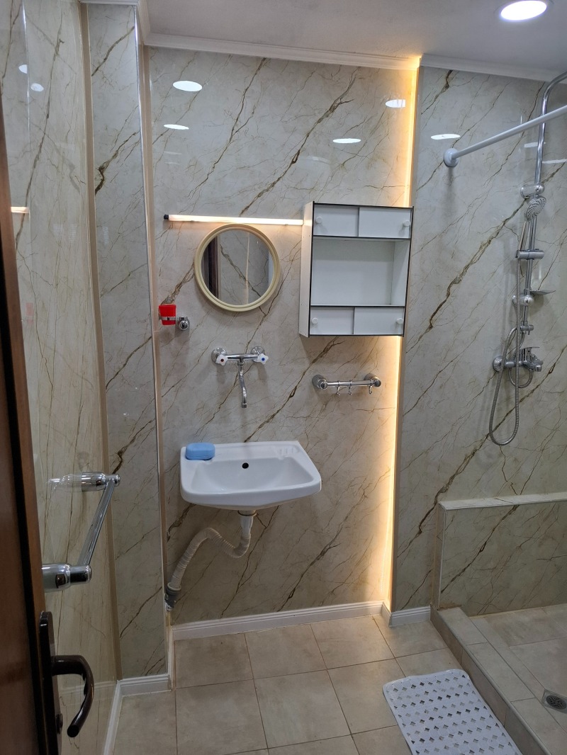 En renta  2 dormitorios Plovdiv , Kyuchuk Parizh , 90 metros cuadrados | 28486024 - imagen [10]