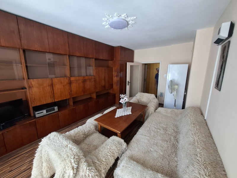 En renta  2 dormitorios Plovdiv , Kyuchuk Parizh , 90 metros cuadrados | 28486024 - imagen [2]