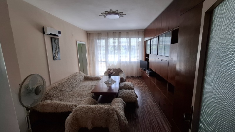 En renta  2 dormitorios Plovdiv , Kyuchuk Parizh , 90 metros cuadrados | 28486024 - imagen [3]