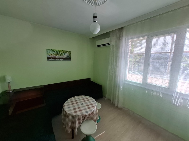 En renta  2 dormitorios Plovdiv , Kyuchuk Parizh , 90 metros cuadrados | 28486024 - imagen [7]