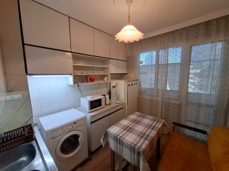 En renta  2 dormitorios Plovdiv , Kyuchuk Parizh , 90 metros cuadrados | 28486024 - imagen [15]