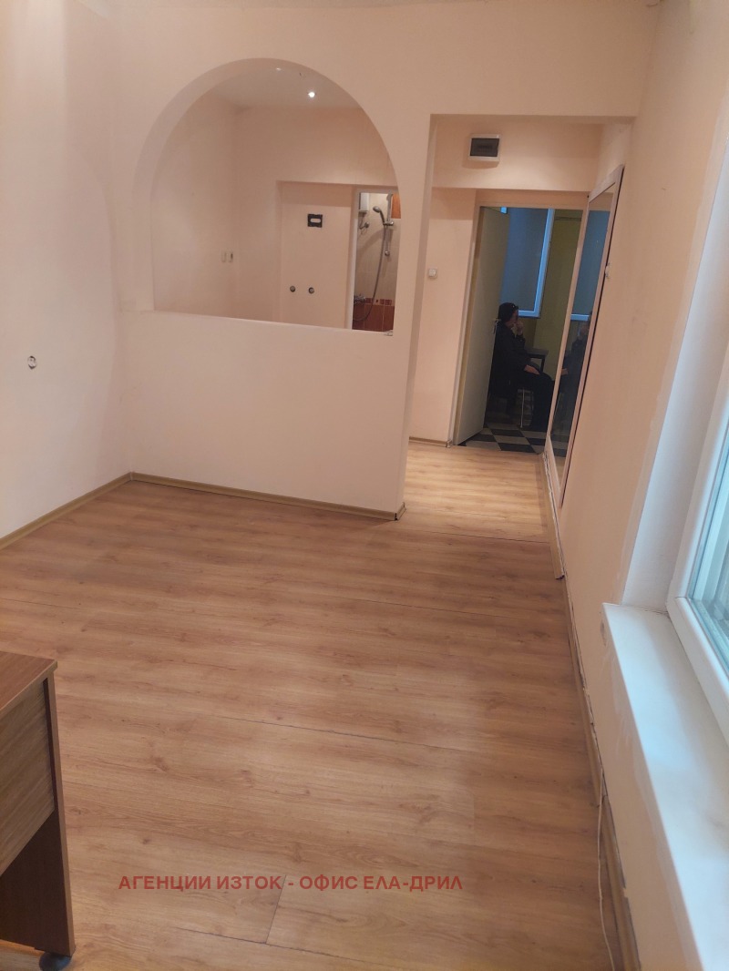 K pronájmu  Kancelář Sofia , Centar , 25 m2 | 61863107