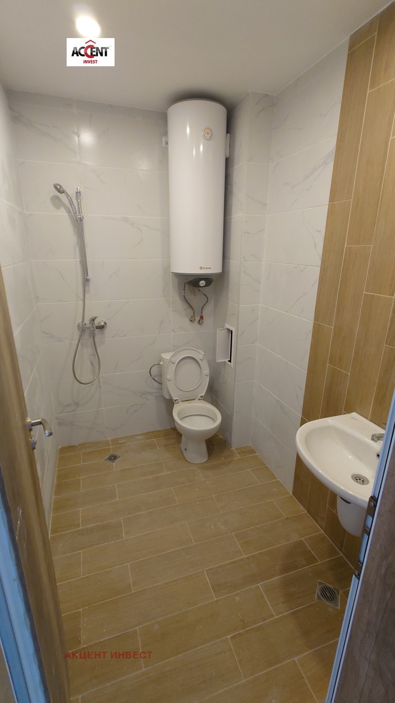 Do wynajęcia  Biuro Warna , Pobeda , 103 mkw | 42925642 - obraz [4]