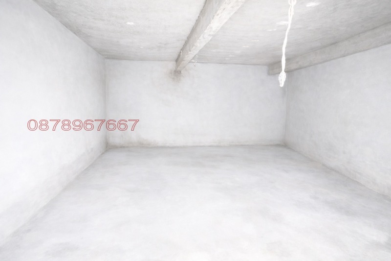 Дава под наем ГАРАЖ, ПАРКОМЯСТО, гр. Пловдив, Кършияка, снимка 6 - Гаражи и паркоместа - 53500245