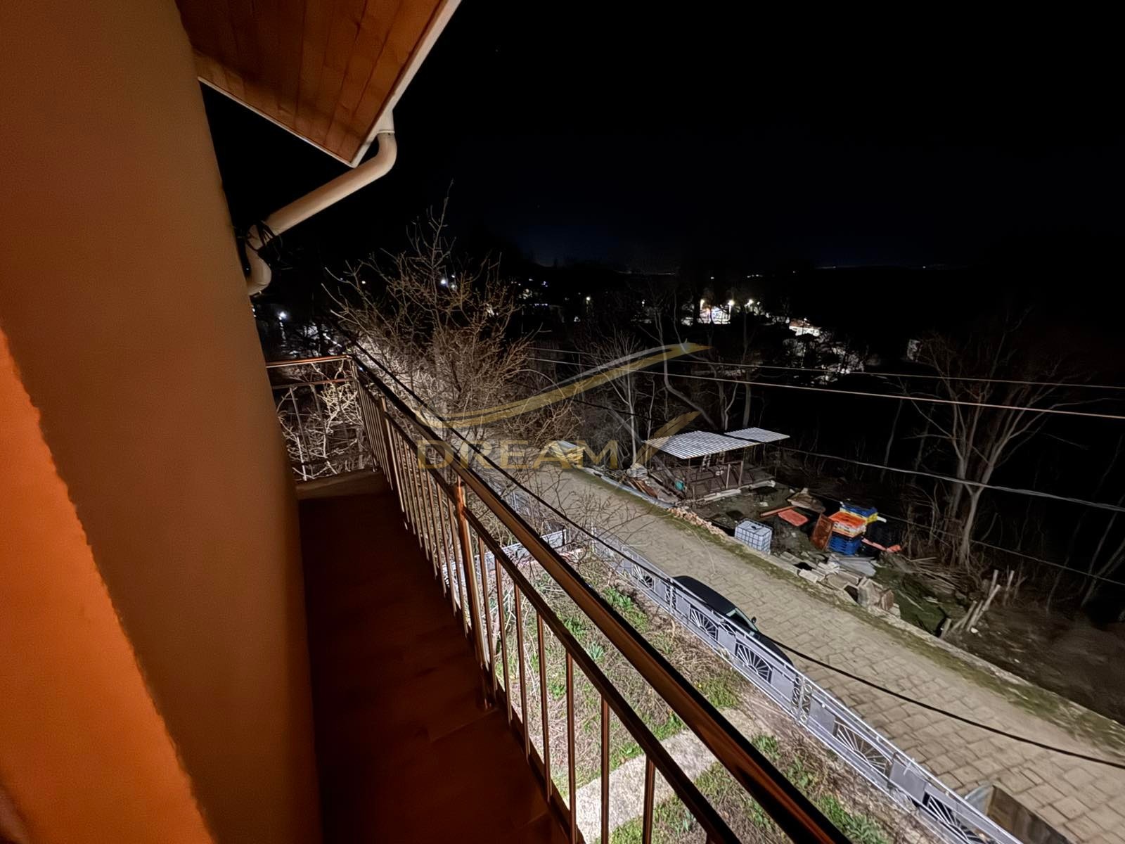 Дава под наем КЪЩА, с. Извор, област Пловдив, снимка 10 - Къщи - 54690643