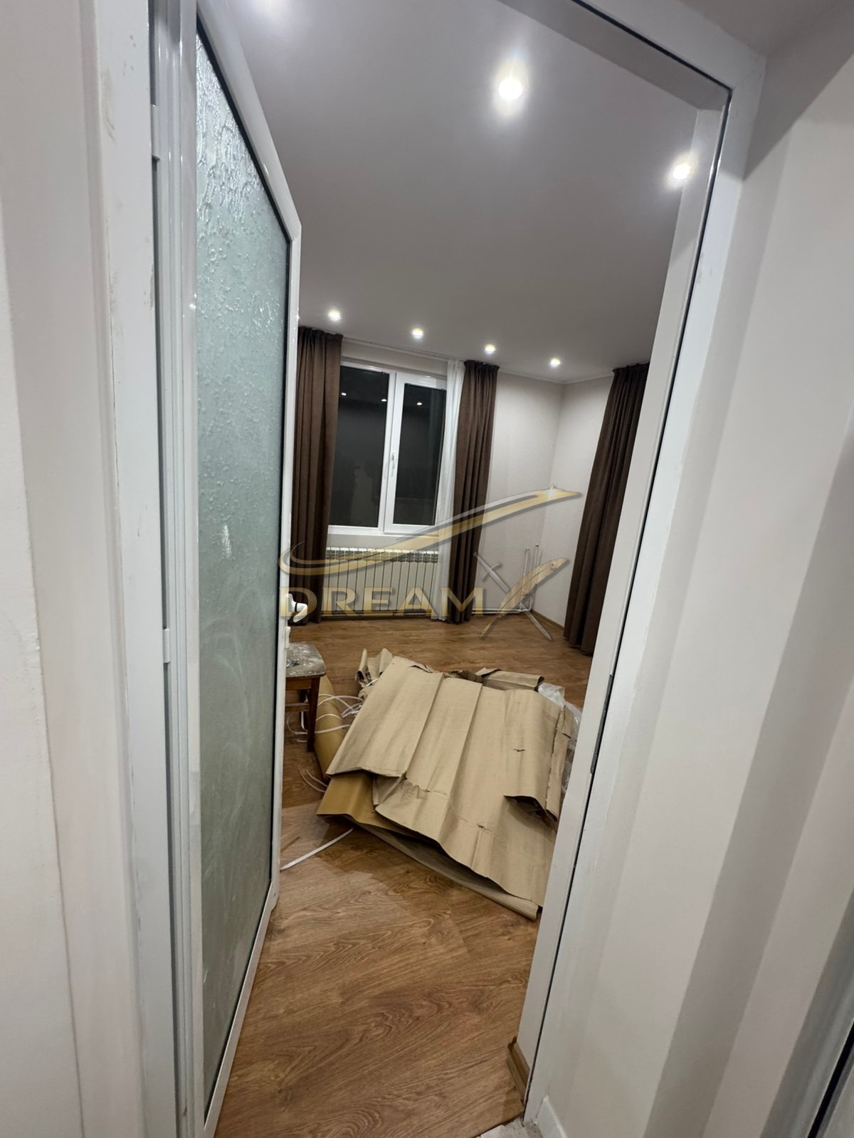 Дава под наем КЪЩА, с. Извор, област Пловдив, снимка 5 - Къщи - 54690643