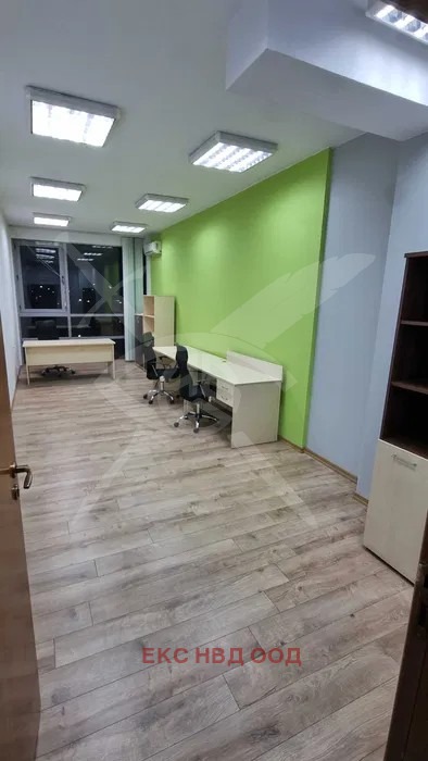 Дава под наем ОФИС, гр. Пловдив, Гагарин, снимка 3 - Офиси - 53202742