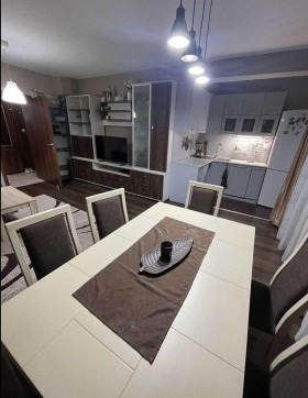 1 chambre Pogrebi, Varna