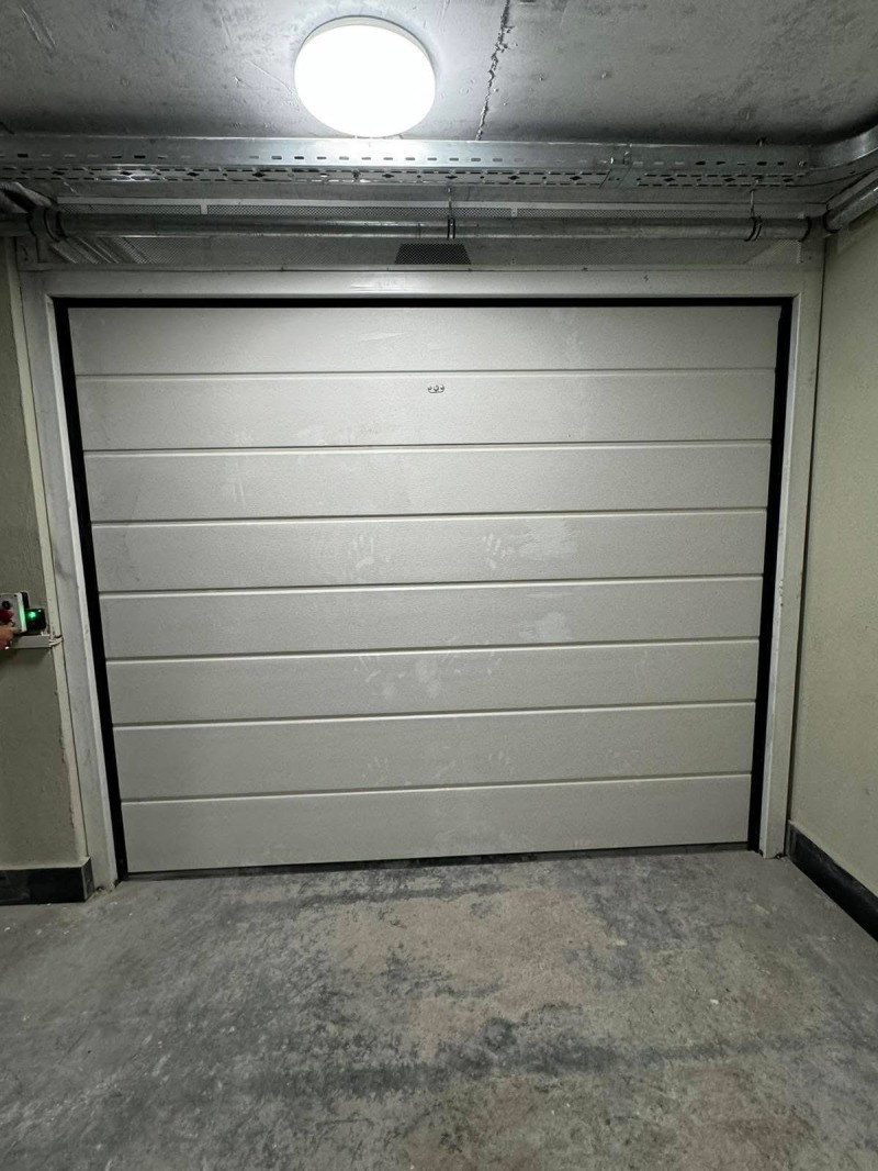 Дава под наем ГАРАЖ, ПАРКОМЯСТО, гр. Стара Загора, Център, снимка 3 - Гаражи и паркоместа - 53017857