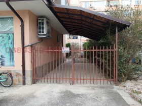 ГАРАЖ, ПАРКОМЯСТО, 40 m2