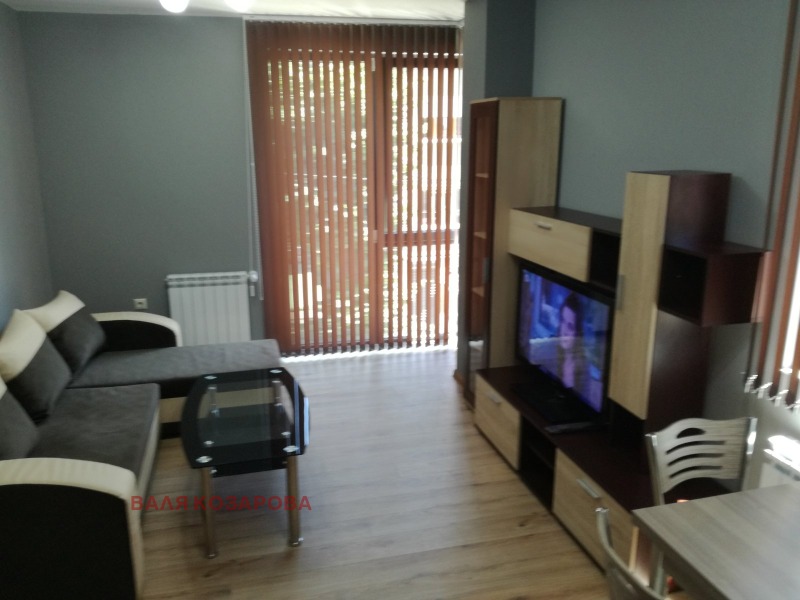 Kiadó  1 hálószoba Pleven , Idealen centar , 70 négyzetméter | 80060395 - kép [4]