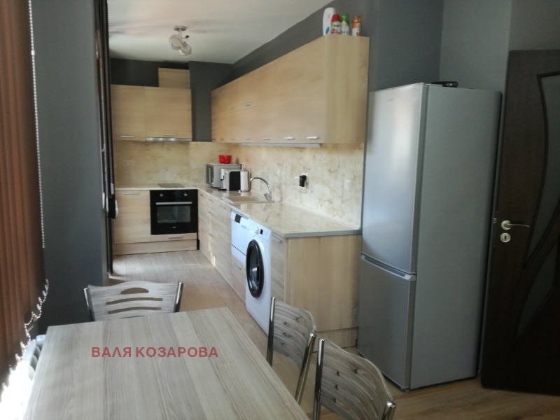 Kiadó  1 hálószoba Pleven , Idealen centar , 70 négyzetméter | 80060395 - kép [3]