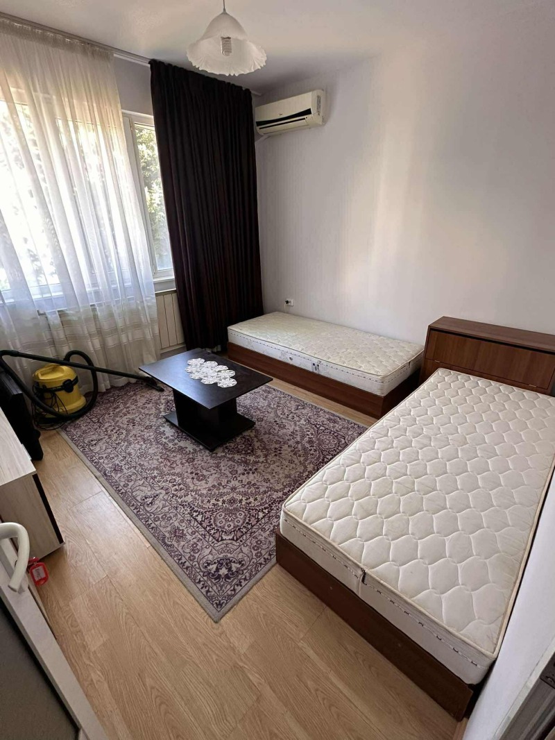 För uthyrning  2 sovrum Varna , Zavod Drujba , 70 kvm | 49334975 - bild [2]