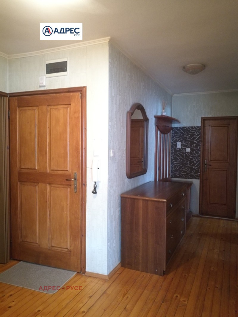 De inchiriat  2 dormitoare Ruse , Țentâr , 101 mp | 11398320 - imagine [11]