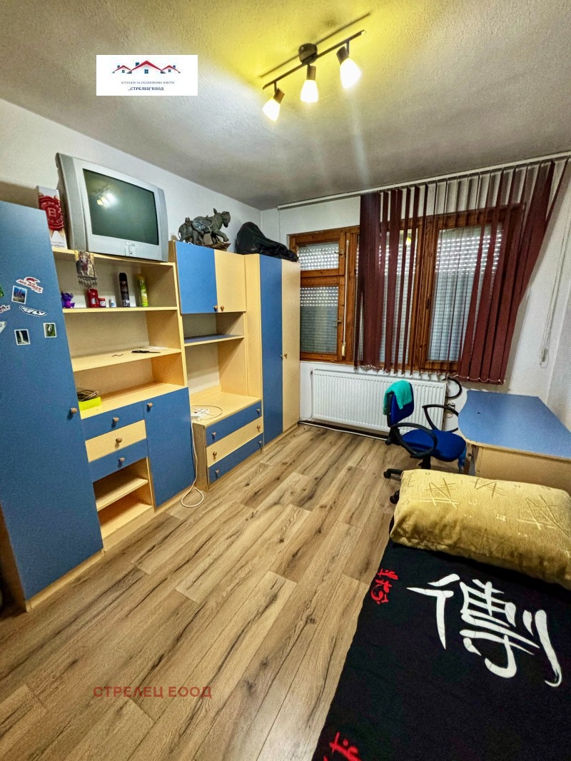 För uthyrning  2 sovrum Dobritj , Centar , 75 kvm | 18086373 - bild [13]
