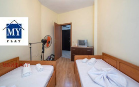 2 slaapkamers Lazur, Burgas 10