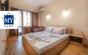 2 slaapkamers Lazur, Burgas 4