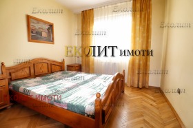 2 bedroom Oborishte, Sofia 4