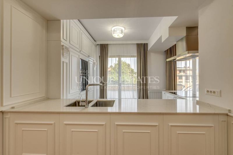 Дава под наем 4-СТАЕН, гр. София, Бояна, снимка 3 - Апартаменти - 53444759