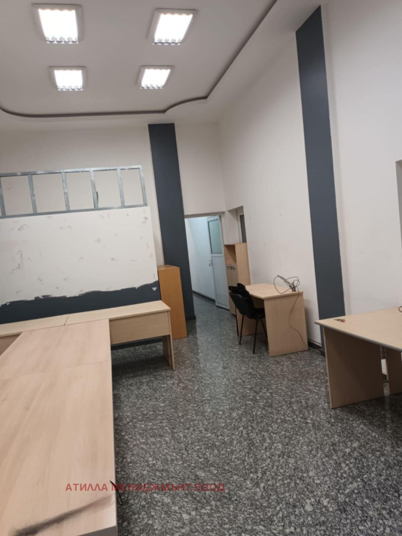 Под наем ОФИС, град Пловдив, Център • 800 € • 76889696 — Holmes.bg