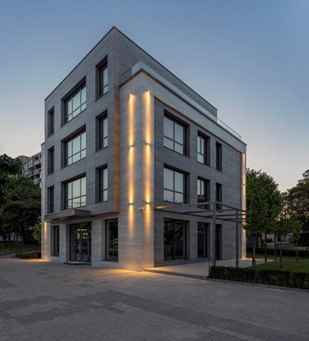 Da affittare  Ufficio Plovdiv , Tsentar , 340 mq | 52320537 - Immagine [2]