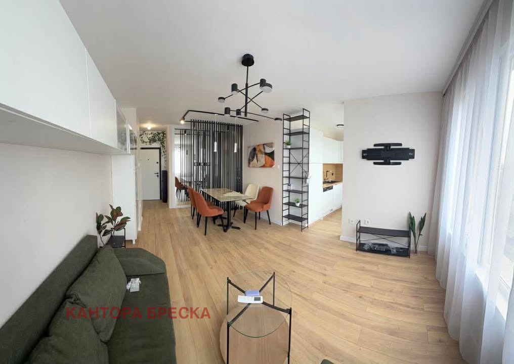 Дава под наем 2-СТАЕН, гр. Пловдив, Център