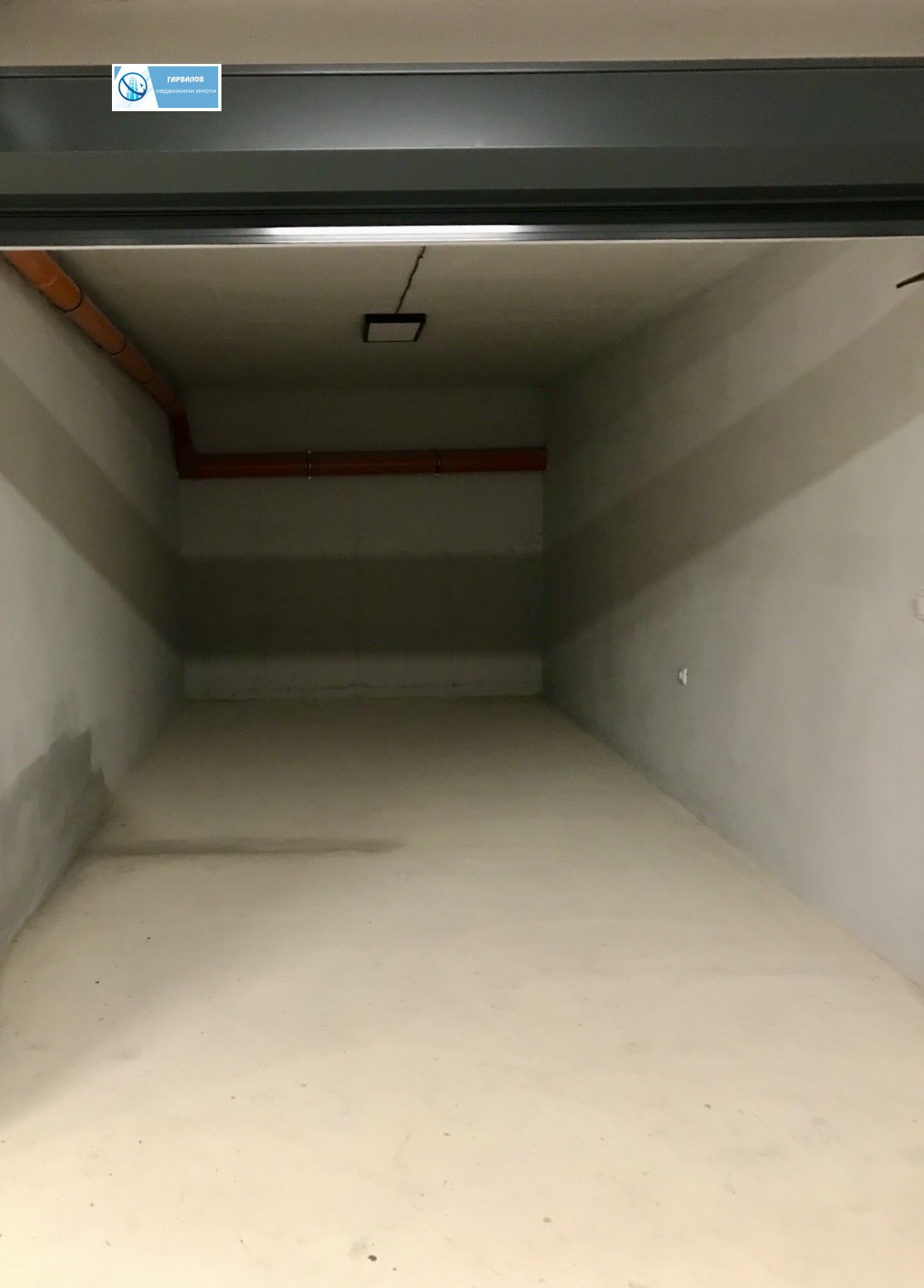 Дава под наем ГАРАЖ, ПАРКОМЯСТО, гр. Русе, Център, снимка 3 - Гаражи и паркоместа - 53945534