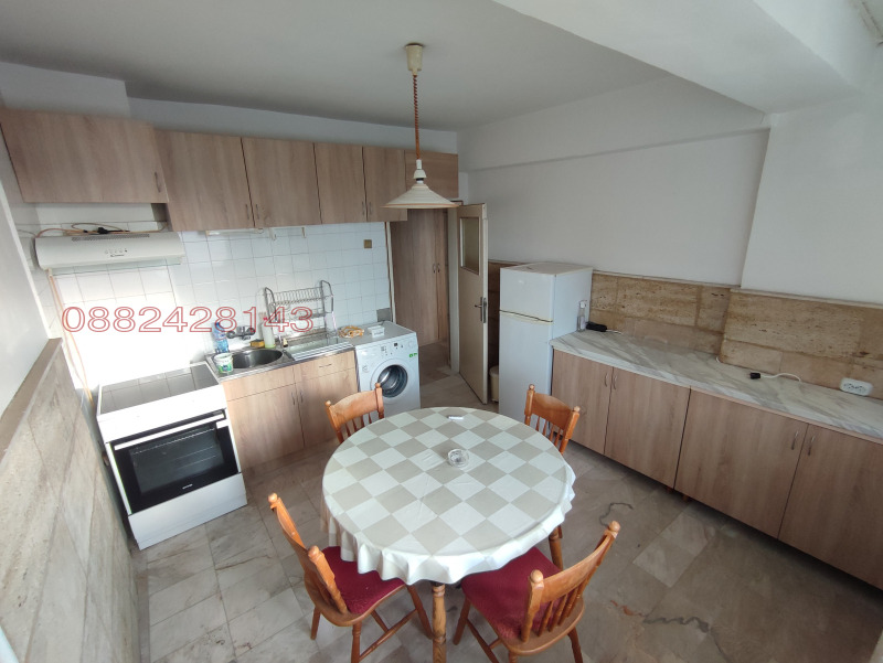 Дава под наем 2-СТАЕН, гр. Враца, Център