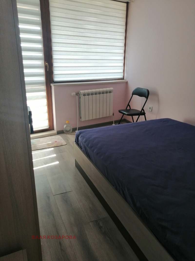 Издаје се  1 спаваћа соба Плевен , Широк центар , 68 м2 | 89932154 - слика [7]