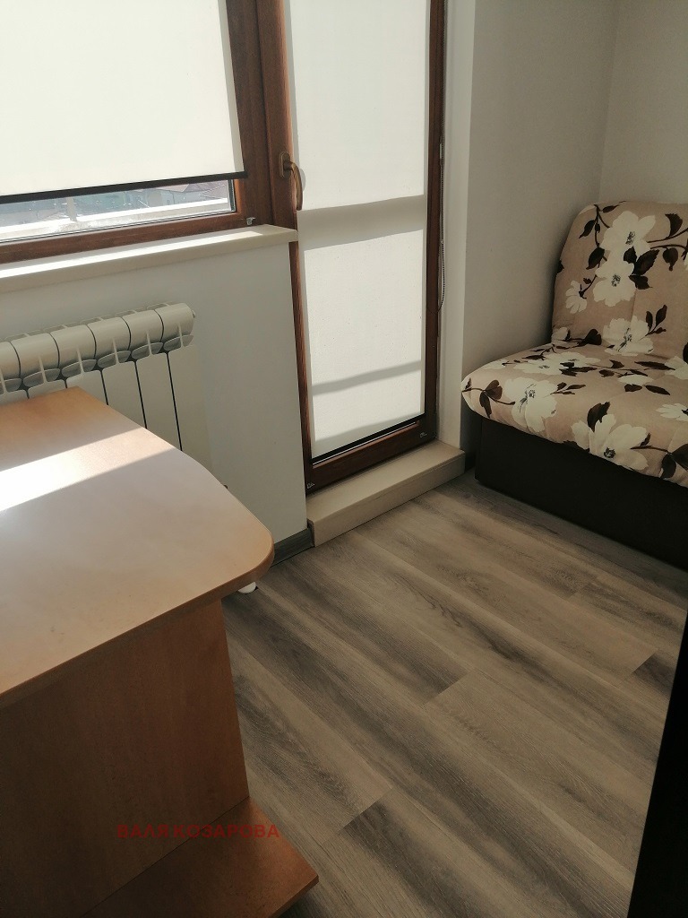 Издаје се  1 спаваћа соба Плевен , Широк центар , 68 м2 | 89932154 - слика [8]