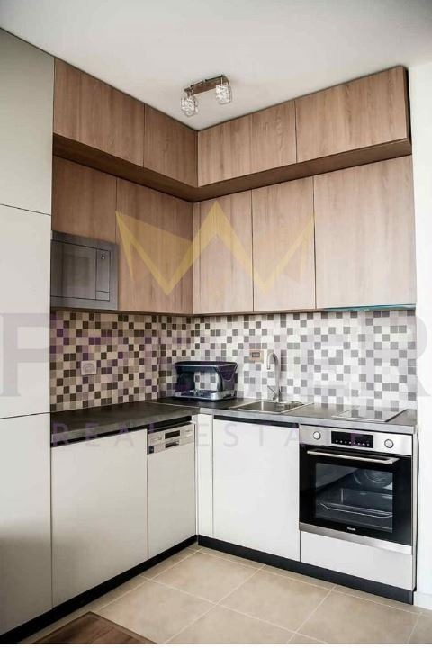 Под наем 1-СТАЕН, град Варна, Център • 359 € / 702.14 лв. • 61175537 1