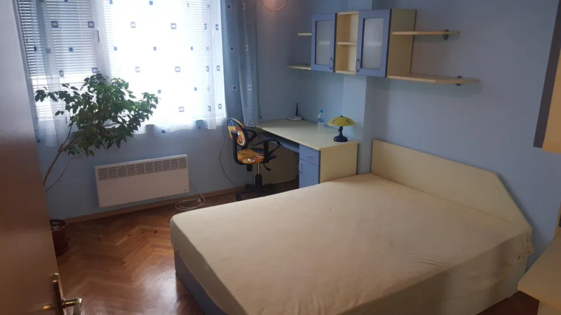 Zu vermieten  2 Schlafzimmer Weliko Tarnowo , Zentar , 100 qm | 30703576 - Bild [8]