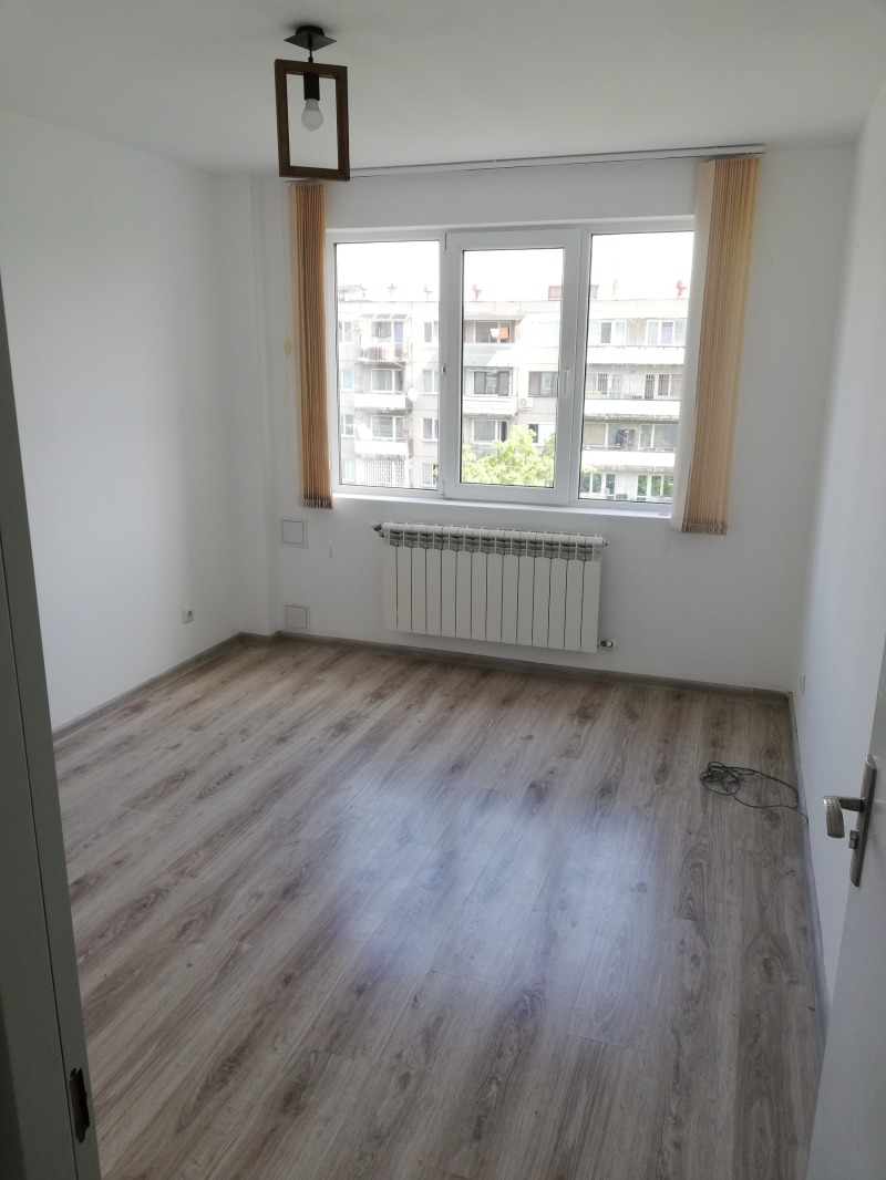 Te huur  2 slaapkamers Sofia , Bakston , 85 m² | 24091039 - afbeelding [7]