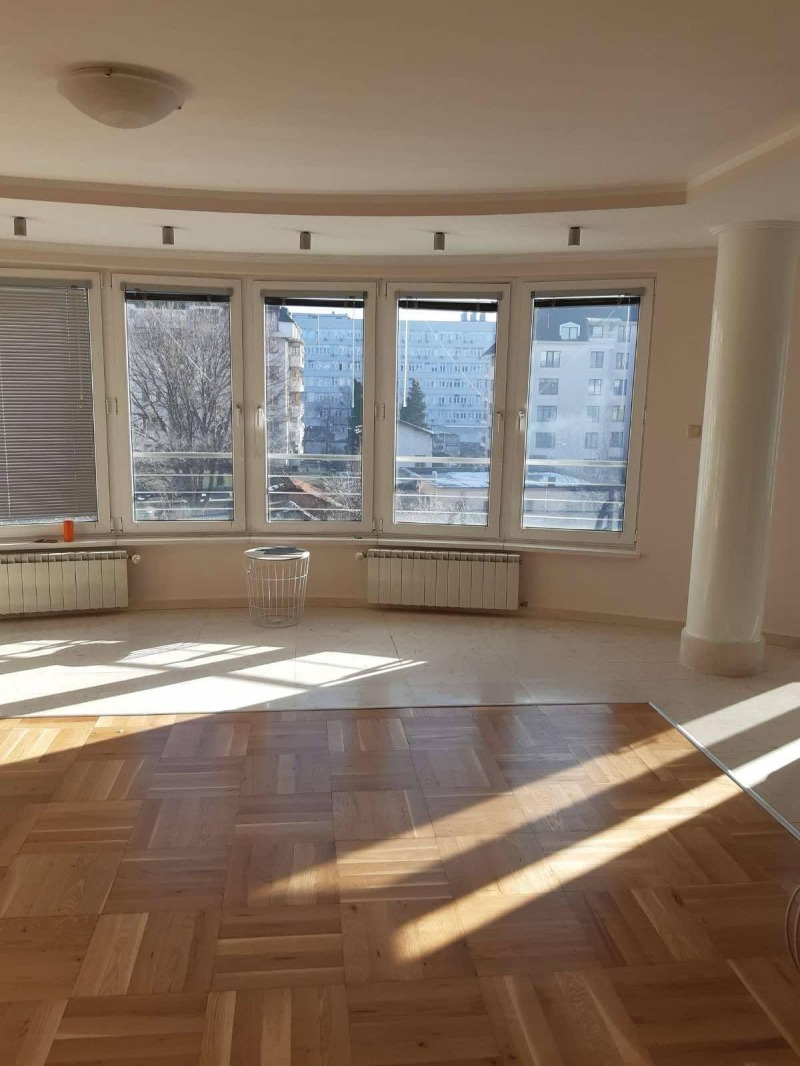 För uthyrning  2 sovrum Sofia , Hladilnika , 127 kvm | 30470204 - bild [3]