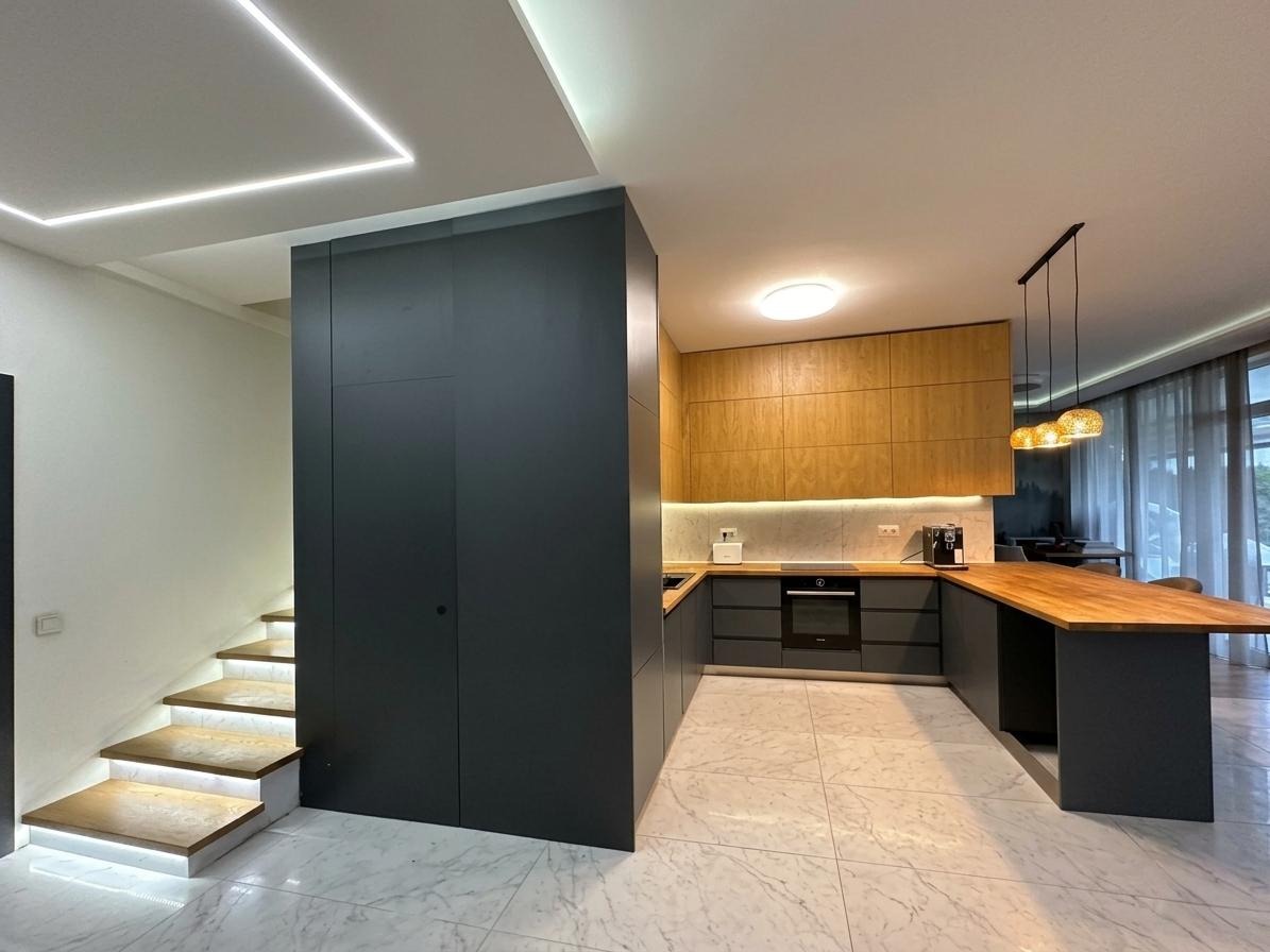 Дава под наем 3-СТАЕН, гр. София, Кръстова вада