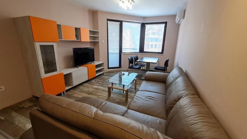 Do wynajęcia  1 sypialnia Sofia , Mladost 1 , 65 mkw | 38743956