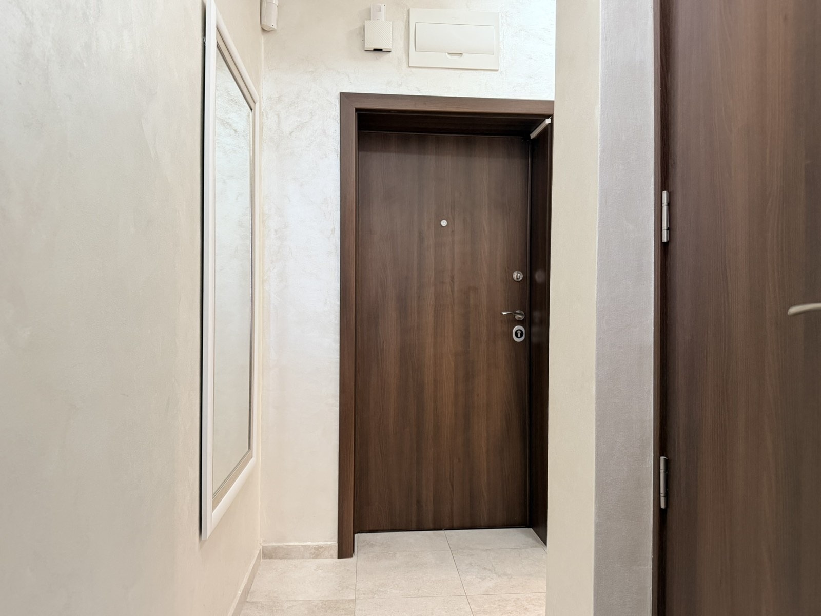 Дава под наем 3-СТАЕН, гр. София, Център, снимка 10 - Апартаменти - 56199341