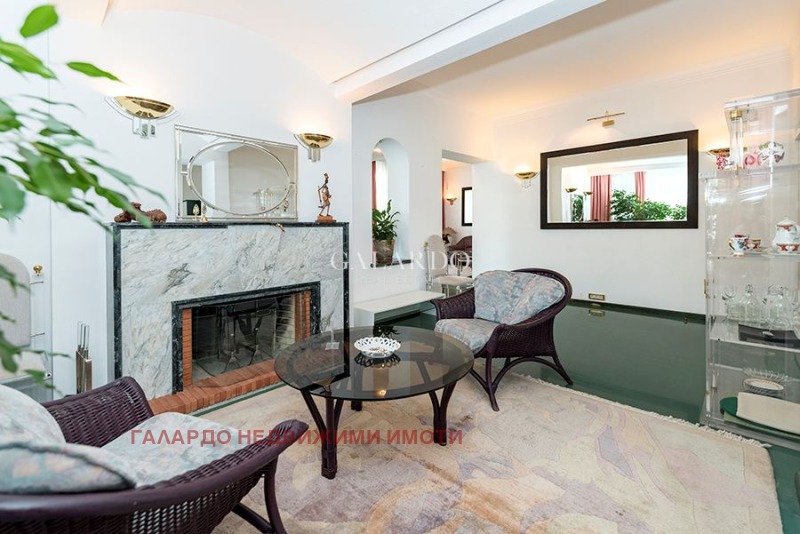 K pronájmu  1 ložnice Sofia , Doktorski pametnik , 170 m2 | 82766065 - obraz [6]