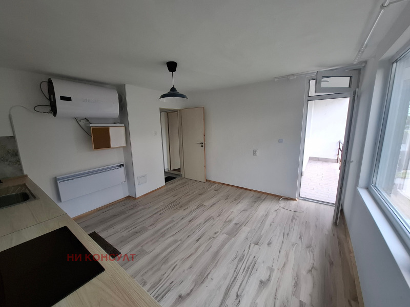 Til leje  Hus Gulv Sofia , Kazichene , 70 kvm | 70751150 - billede [3]