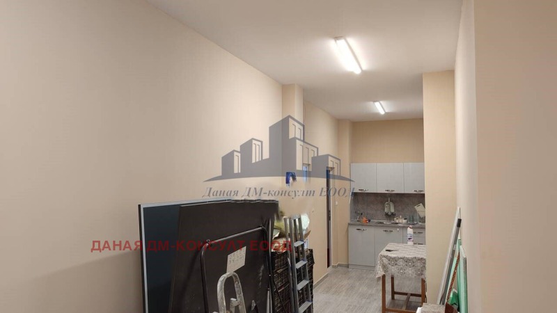 Do wynajęcia  Sklep Szumen , Griwica , 95 mkw | 52449999 - obraz [6]