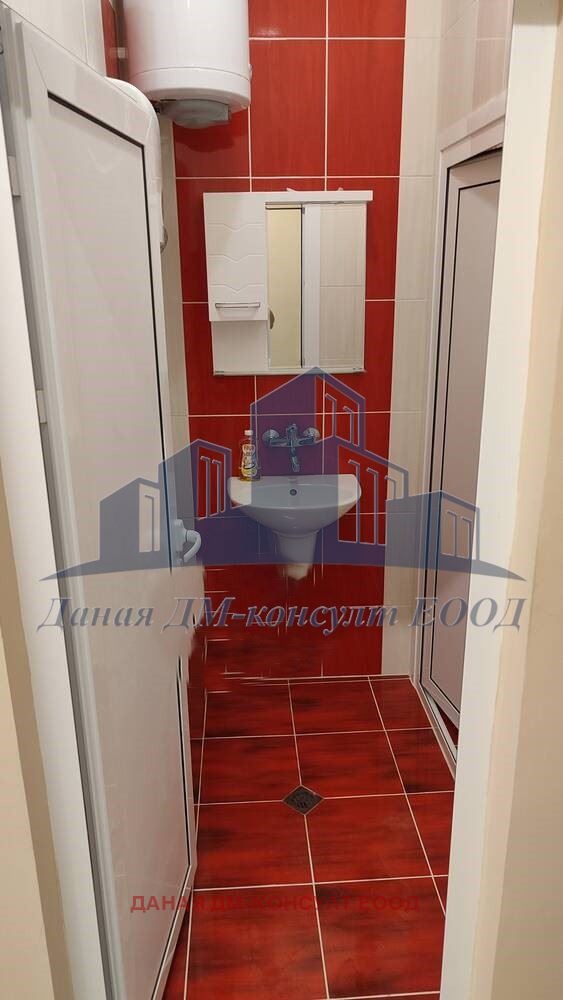 Do wynajęcia  Sklep Szumen , Griwica , 95 mkw | 52449999 - obraz [7]