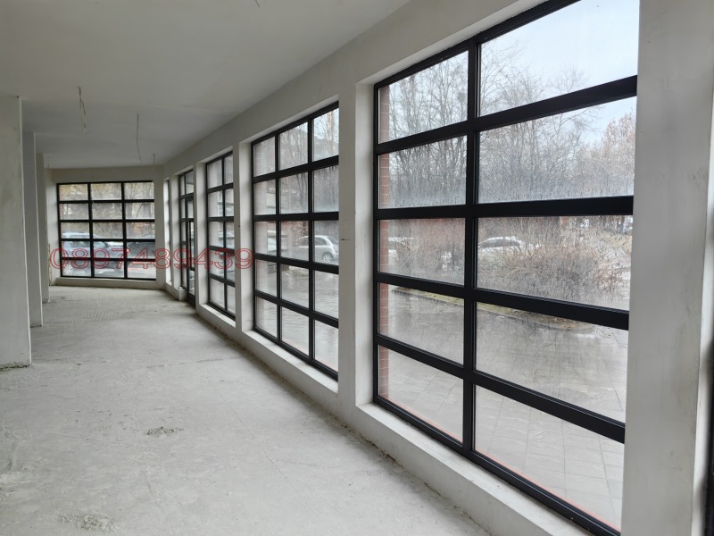 Дава под наем МАГАЗИН, гр. Пловдив, Христо Смирненски, снимка 4 - Магазини - 52785923