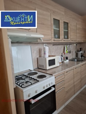 2 makuuhuonetta Zona B, Veliko Tarnovo 3