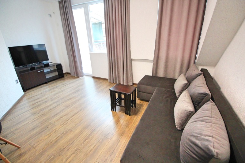 Zu vermieten  1 Schlafzimmer Burgas , Wazraschdane , 59 qm | 32386041 - Bild [4]