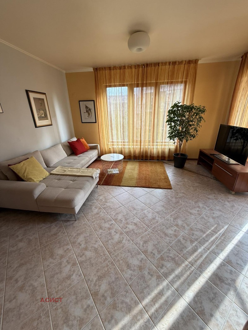 Дава под наем 3-СТАЕН, гр. София, Витоша