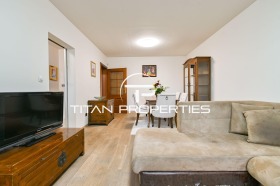 ����� ���� ��� ���� 3-�����,���� �����, ����������� ������>